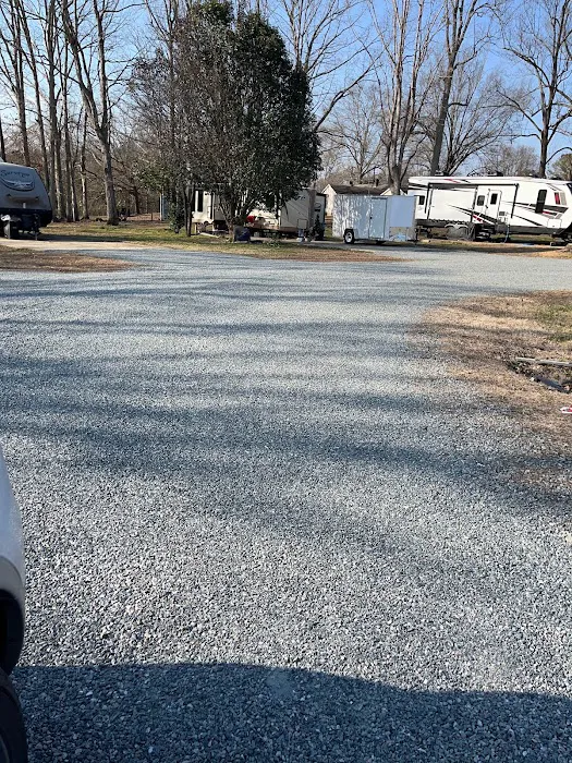 Cluster Springs RV Park Picture 6