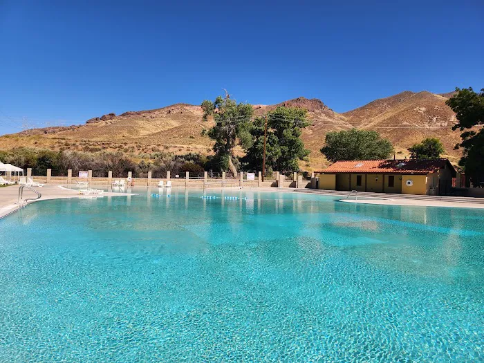 Soledad Canyon RV Resort- Thousand Trails RV Park Picture 3