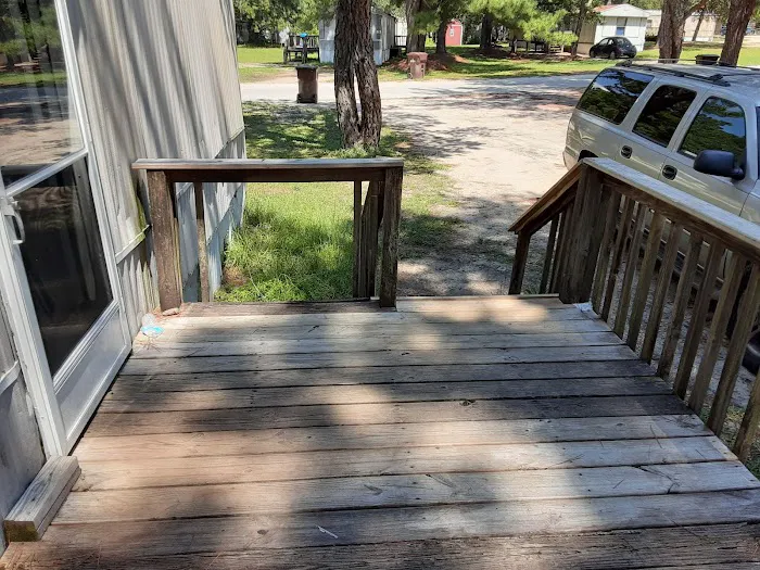 Shady Grove Mobile Home Park Picture 9