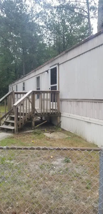 Whispering Pine Village Picture 2