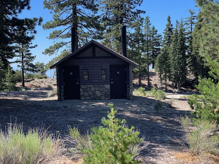 Deer Flats Group Campground Picture 3