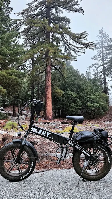 Deer Flats Group Campground Picture 9