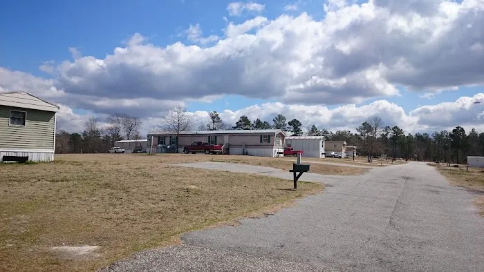 Eagle's Landing Mobile Home Park Picture 3