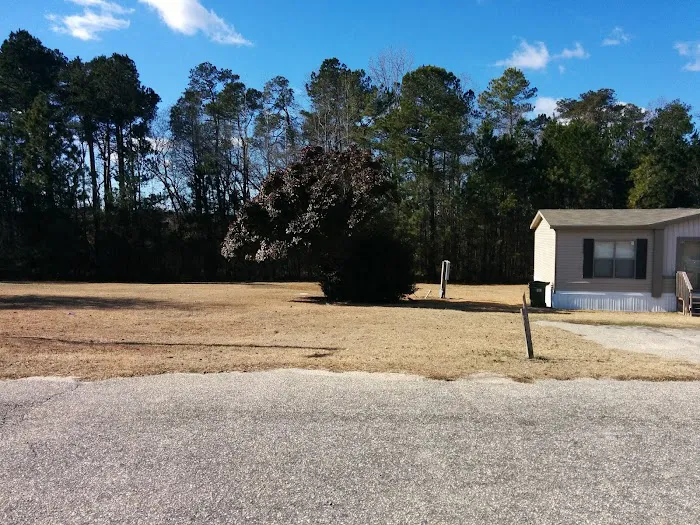 Eagle's Landing Mobile Home Park Picture 2