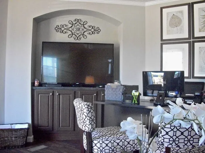 Pine Village Picture 7