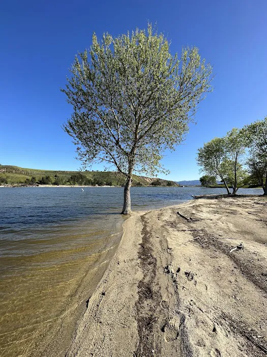 Camping Lot B Picture 7