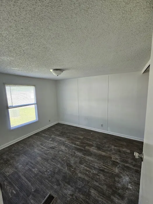 Onslow Estates Community Picture 3