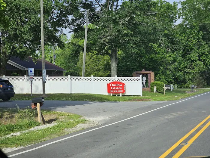 Onslow Estates Community Picture 5