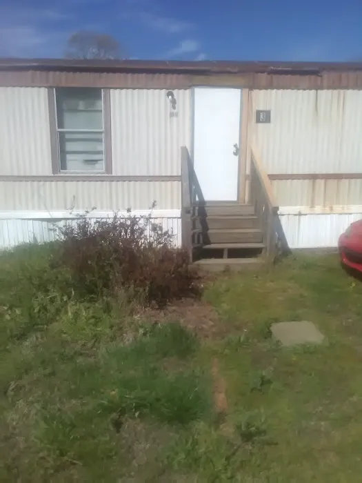 Village Mobile Home Park Picture 7