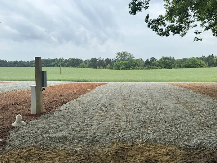 Riverbend RV Picture 1