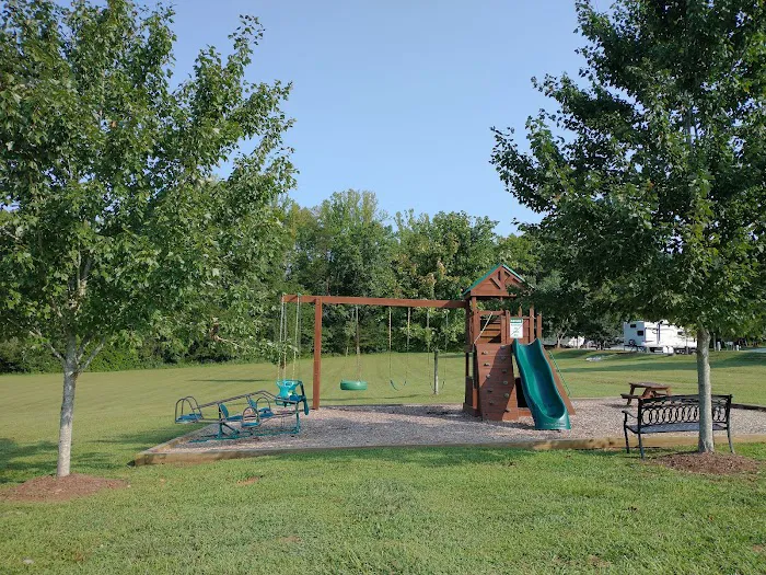 Jones Station RV Park and Campground Picture 7