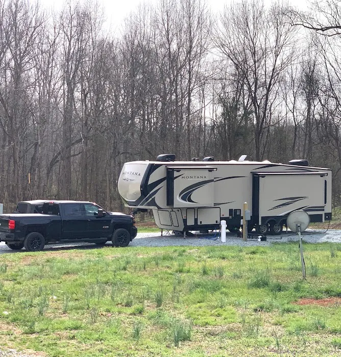 Wishing Well RV Park Picture 10