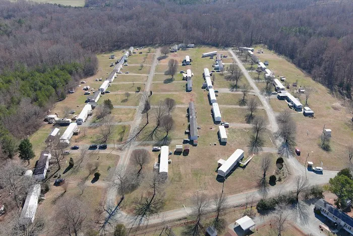 Rae McKenzie Mobile Home Park Picture 7