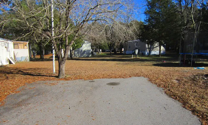 Gray's Creek Mobile Home Community Picture 1