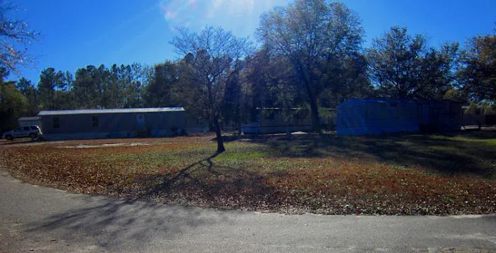 Gray's Creek Mobile Home Community Picture 5