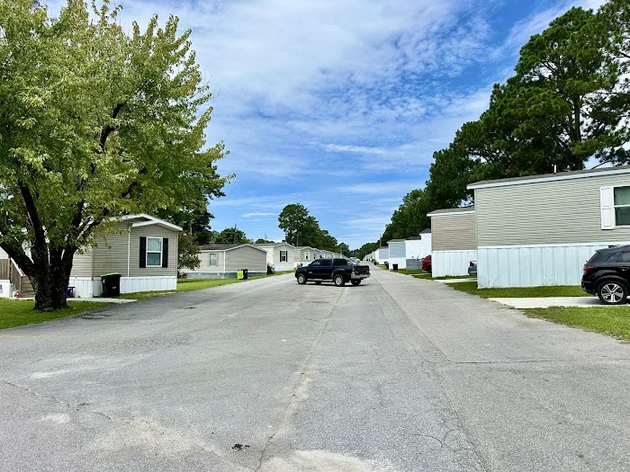 Holiday City MHC Picture 9