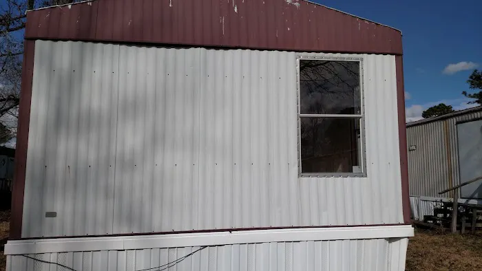 Collins Estates MHP- Midway Park Picture 2