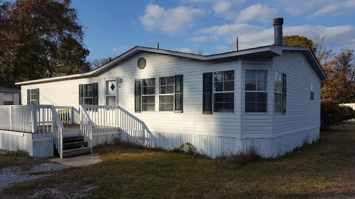 Sherwood Mobile Home Park Picture 4