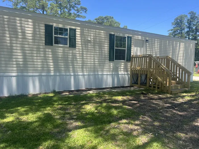 American Way Mobile Home Community Picture 1