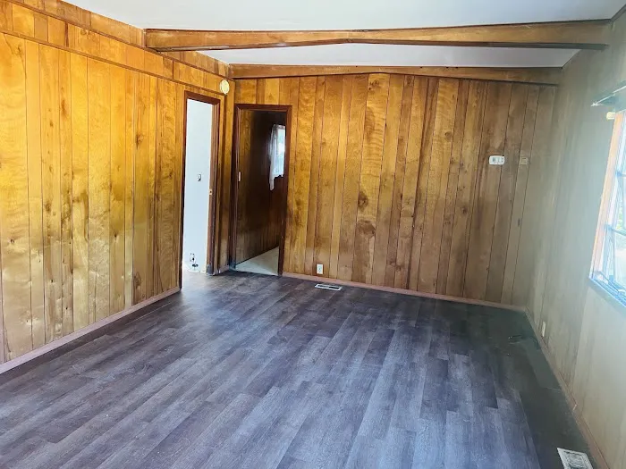 American Way Mobile Home Community Picture 4