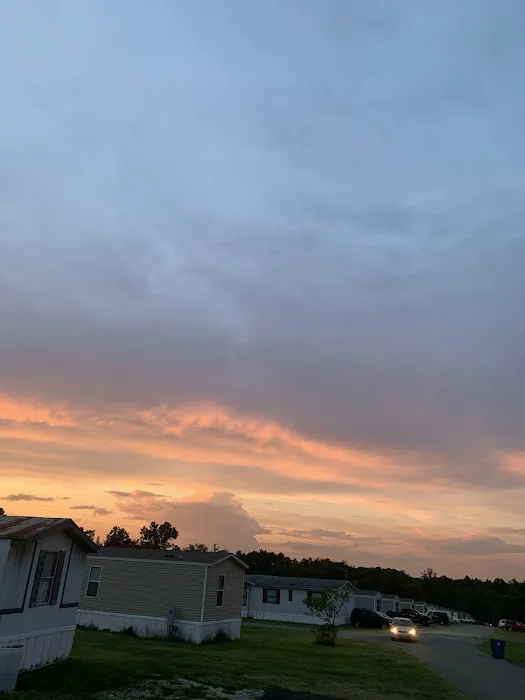 Burchwood Mobile Home Park Picture 5