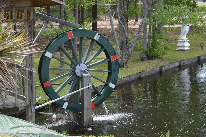 Waldo's Beach Campground Picture 3