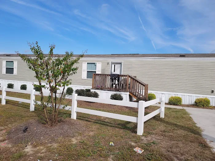 Rock Fish Mobile Home Community Picture 6