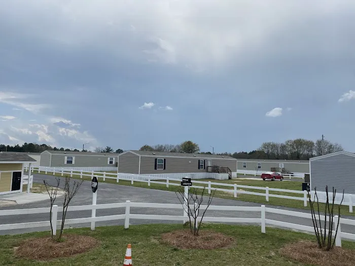 Rock Fish Mobile Home Community Picture 3