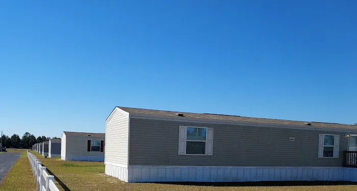 Rock Fish Mobile Home Community Picture 1