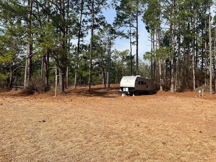 Pinecove RV and Villa Rental Picture 7