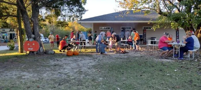 Buttons Family Campground Picture 4