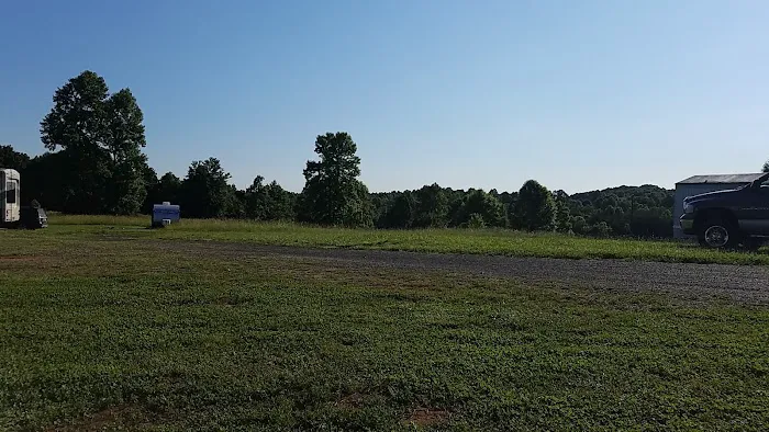 H and M RV Park Picture 5