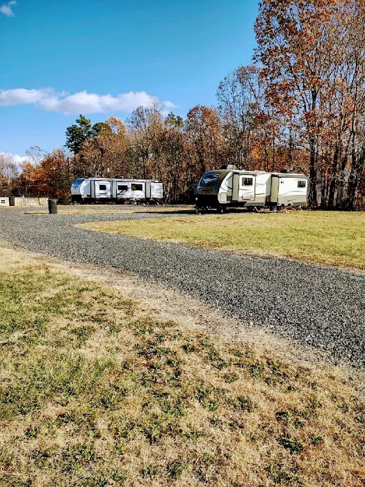 Railside RV Park Picture 6