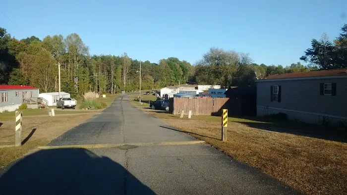 Kings Mill Court Picture 2