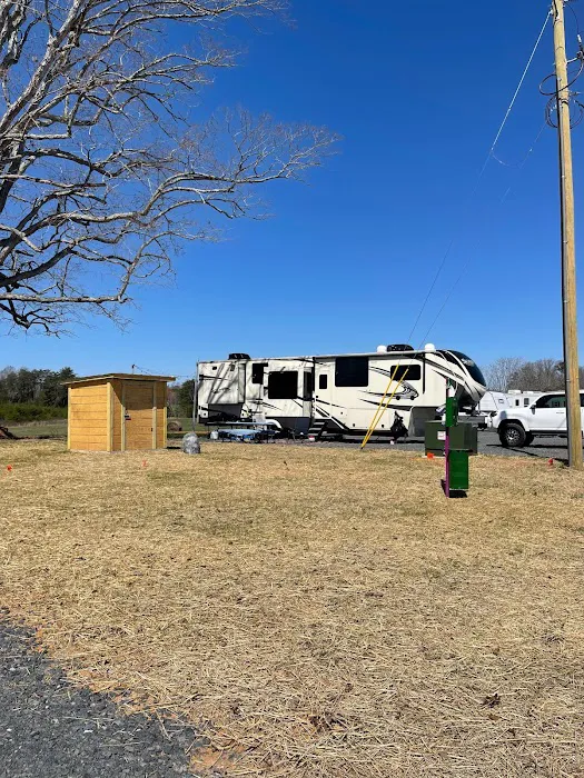 Summerfield RV Park Picture 6