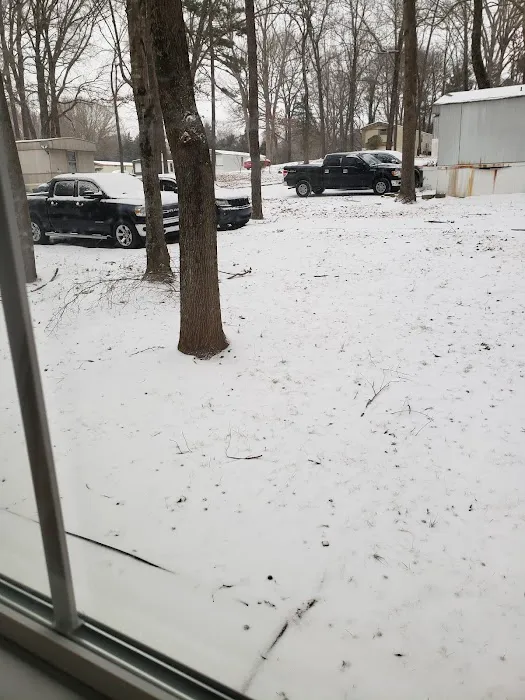 Rock Creek Village Picture 4