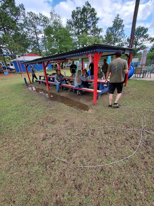 Pine Lake RV Resort Picture 9