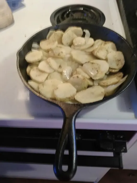 Green Pines Mobile Home Park Picture 4