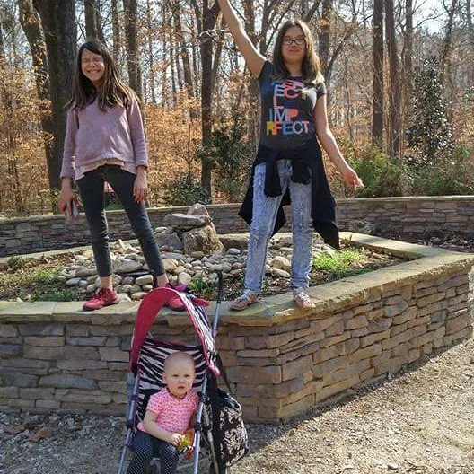 Shady Lane Mobile Home Park Picture 4