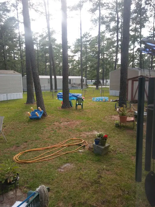 Shady Lane Mobile Home Park Picture 7