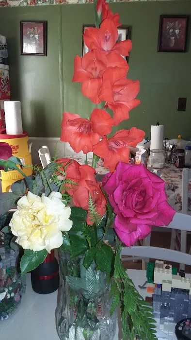 Royal Palms Mobile Home Park Picture 8