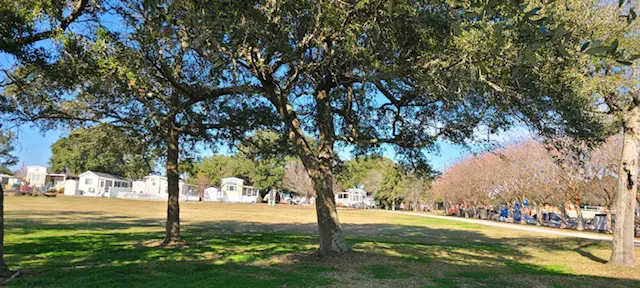 Bogue Sound All Age Manufactured Home Community Picture 7