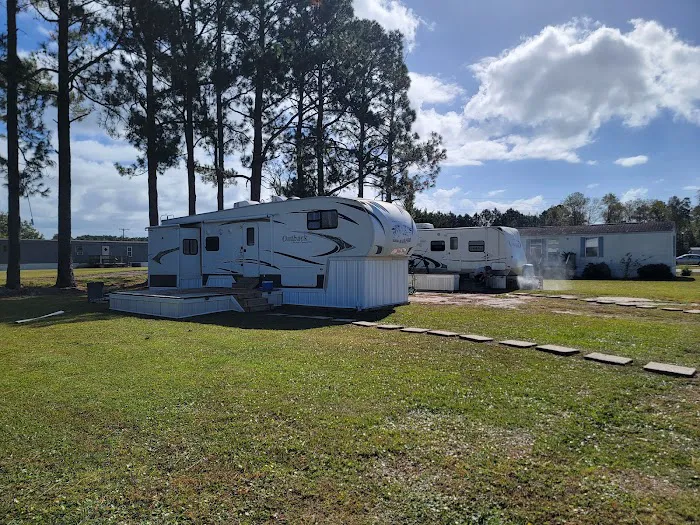 Seaside Cottages RV Community Picture 1