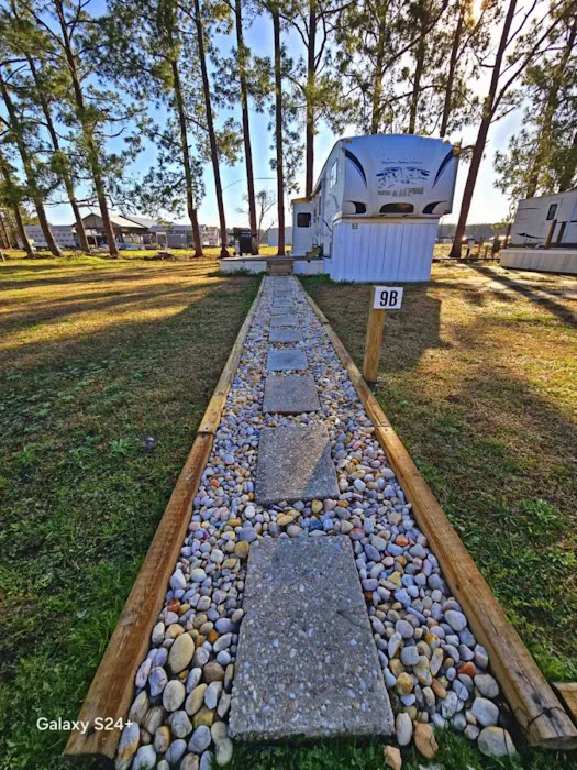 Seaside Cottages RV Community Picture 4