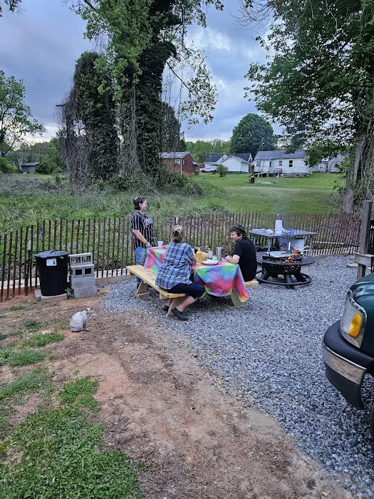 Creekside RV Park Picture 4