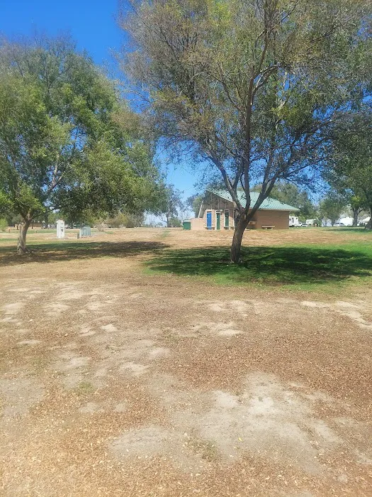 Shower House Picture 9