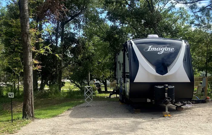 Snow's Cut RV Retreat Picture 9