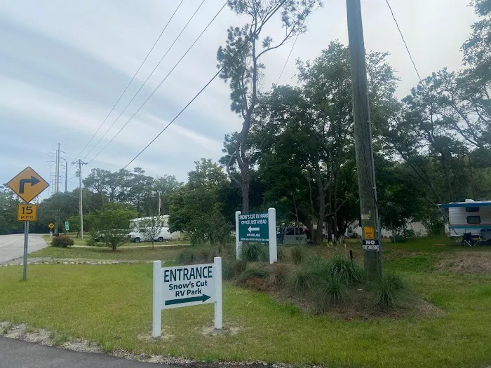 Snow's Cut RV Retreat Picture 4