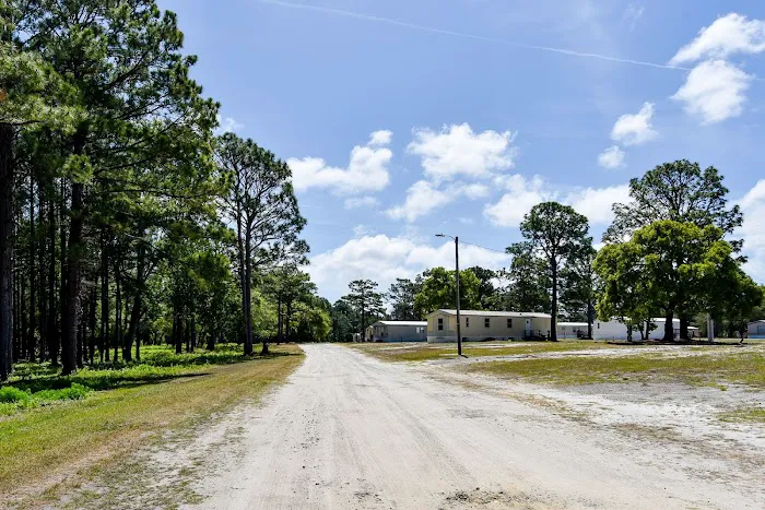 Boardwalk Mobile Home Park Picture 9