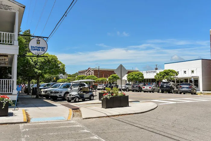 Boardwalk Mobile Home Park Picture 6